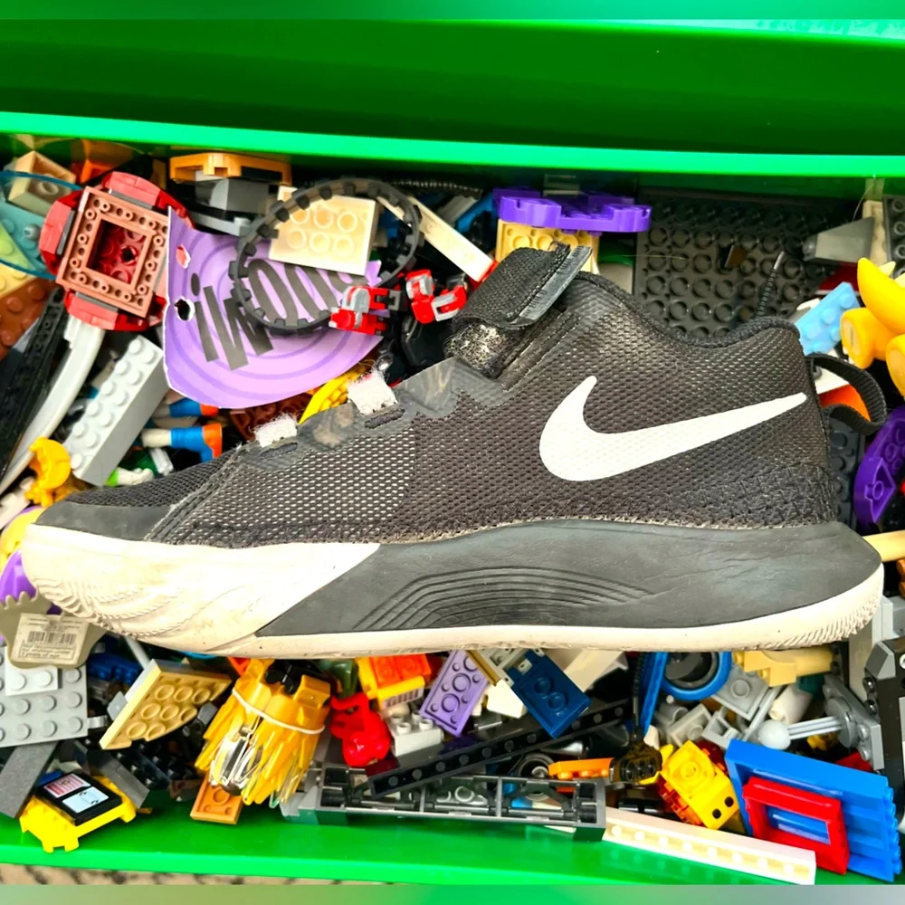 NIKE Kids Basketball Casual Sports Sneakers Shoes Boy Black White size 2Y